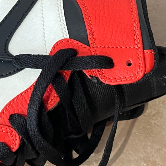 Air Jordan 1 “Rare Air” Max Orange Size 6.5Y - Picture 16 of 16